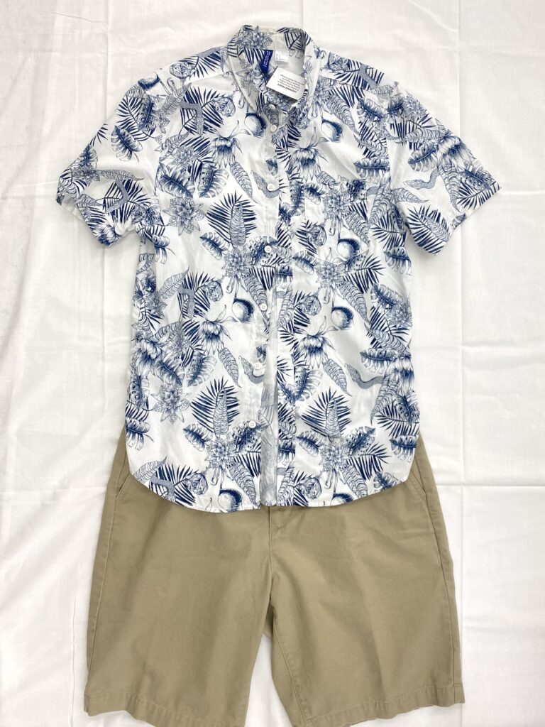 Mississauga Men's Summer White Patterned Button up Shirt with Khaki Shorts