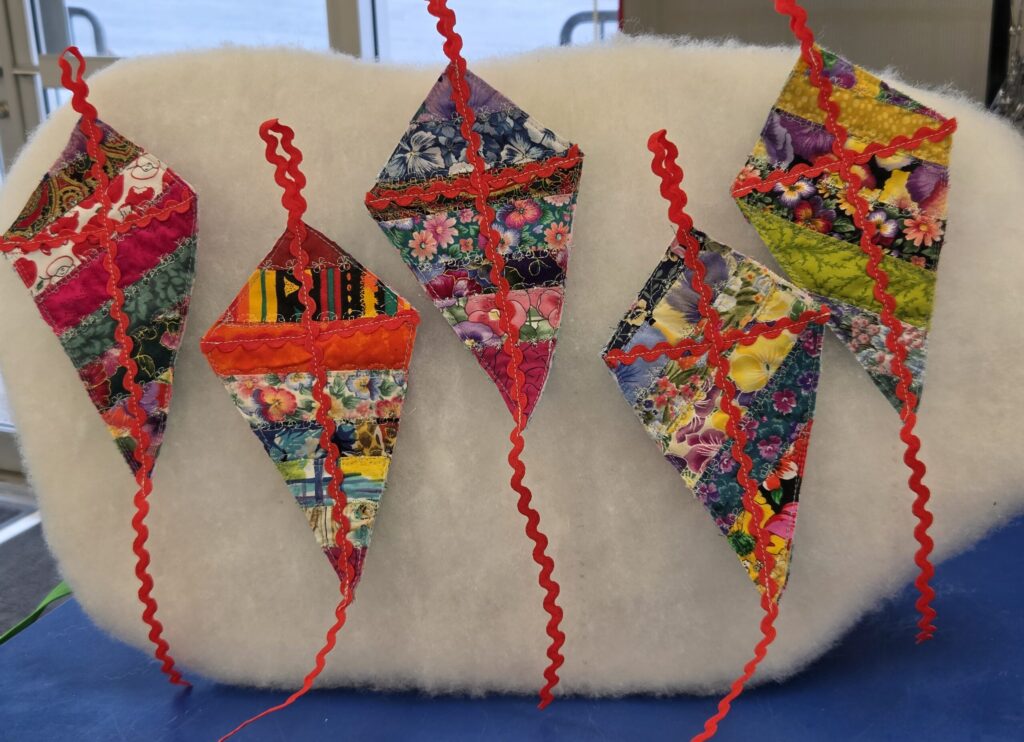 Bonnie Richards Quilted ornaments with 5 different patterns